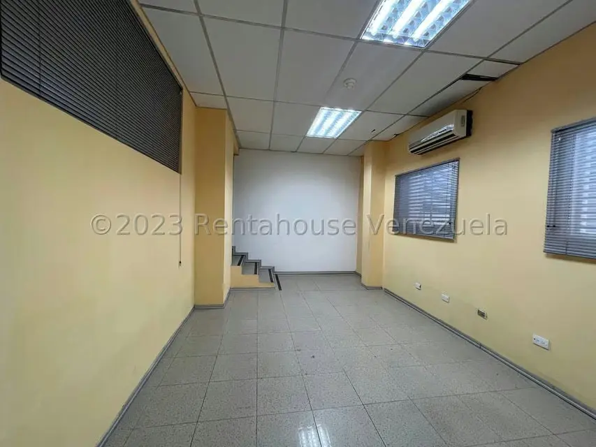 Local Comercial en Venta en Zona Oeste, Lara - 16