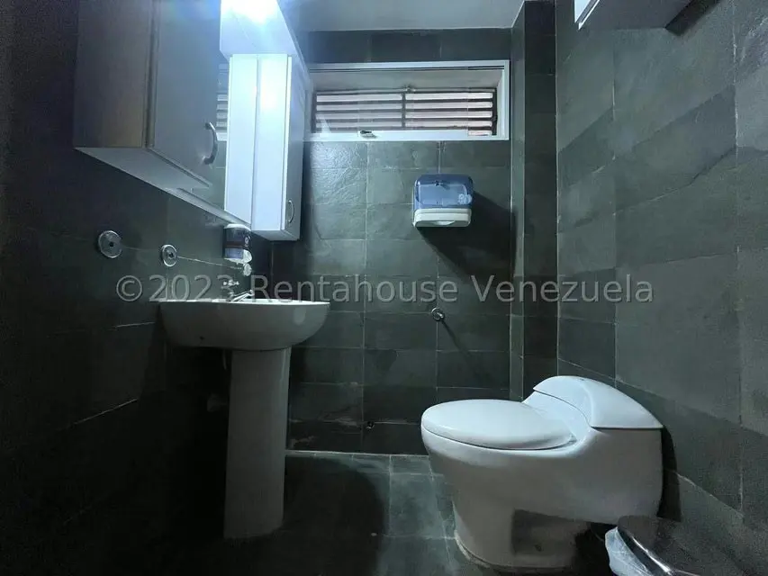 Local Comercial en Venta en Zona Oeste, Lara - 21