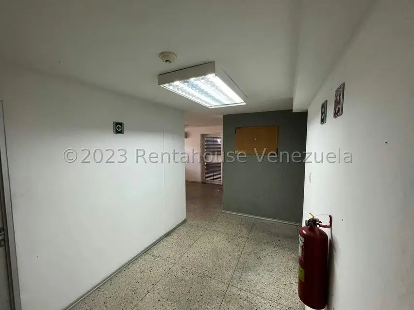 Local Comercial en Venta en Zona Oeste, Lara - 22