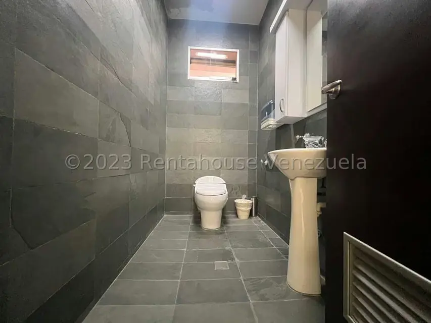 Local Comercial en Venta en Zona Oeste, Lara - 28