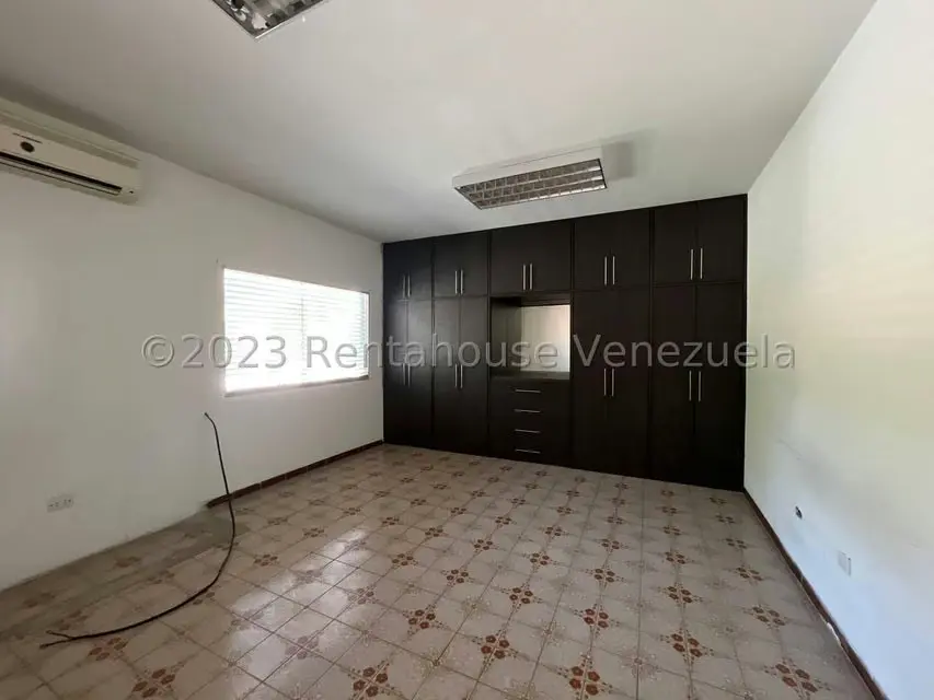 Local Comercial en Venta en Zona Oeste, Lara - 31