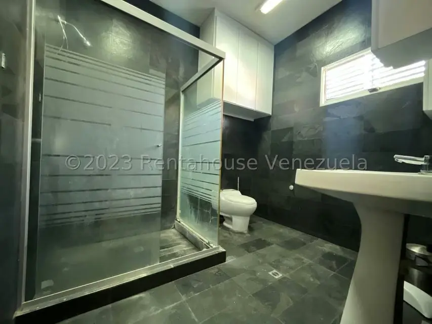 Local Comercial en Venta en Zona Oeste, Lara - 34