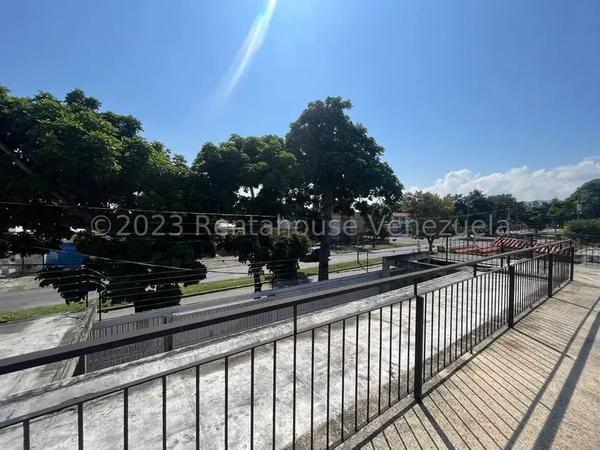Local Comercial en Venta en Zona Oeste, Lara - 38