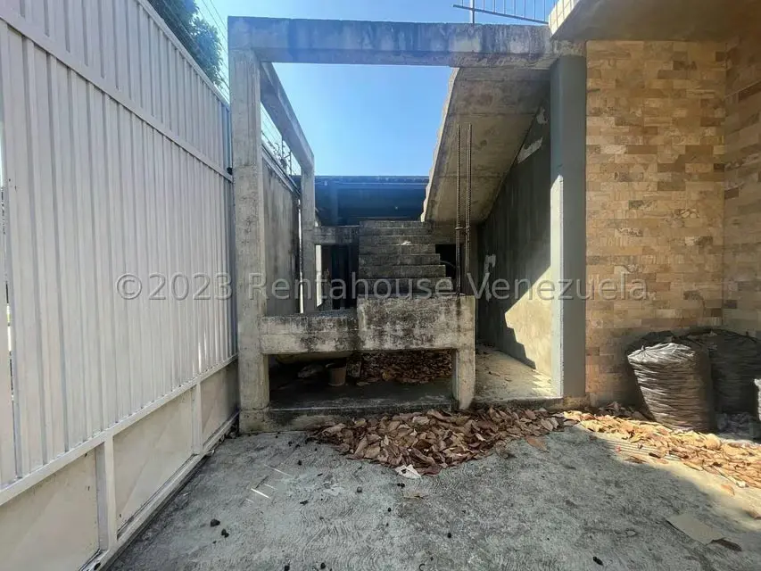 Local Comercial en Venta en Zona Oeste, Lara - 50