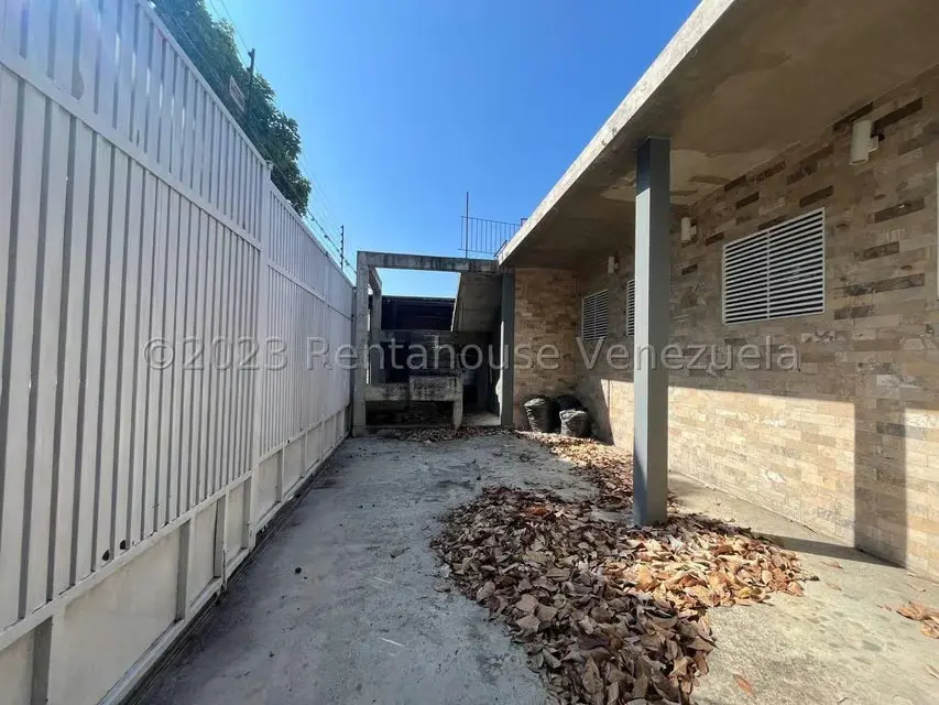 Local Comercial en Venta en Zona Oeste, Lara - 51