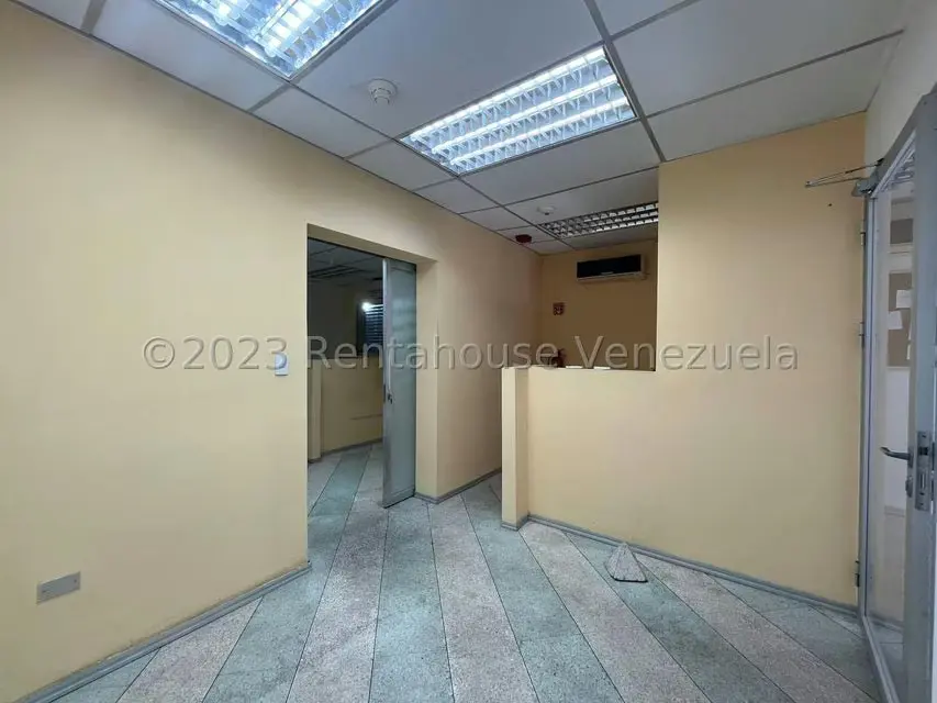 Local Comercial en Venta en Zona Oeste, Lara - 8