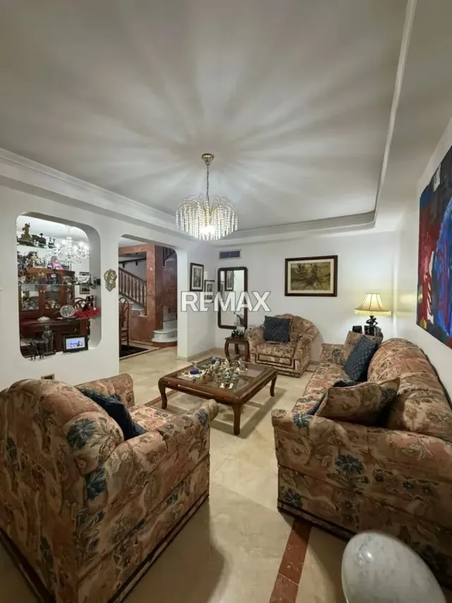 Townhouse en Venta Villa Aitana Av. Milagro Norte - 2
