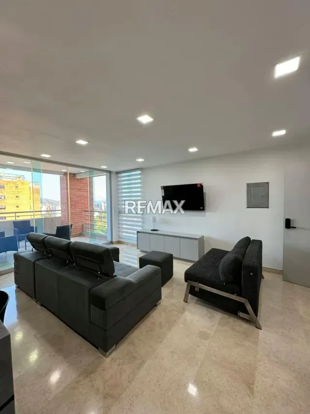 Alquiler de Apartamento en Resd. Alameda Suites El Parral Valencia Planta 100% y Pozo - 4