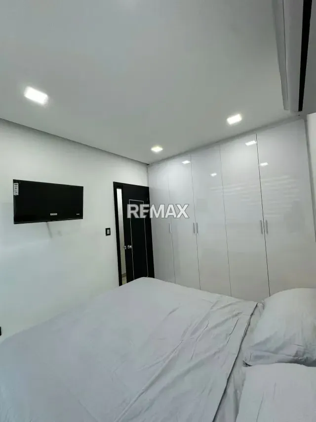 Alquiler de Apartamento en Resd. Alameda Suites El Parral Valencia Planta 100% y Pozo - 9