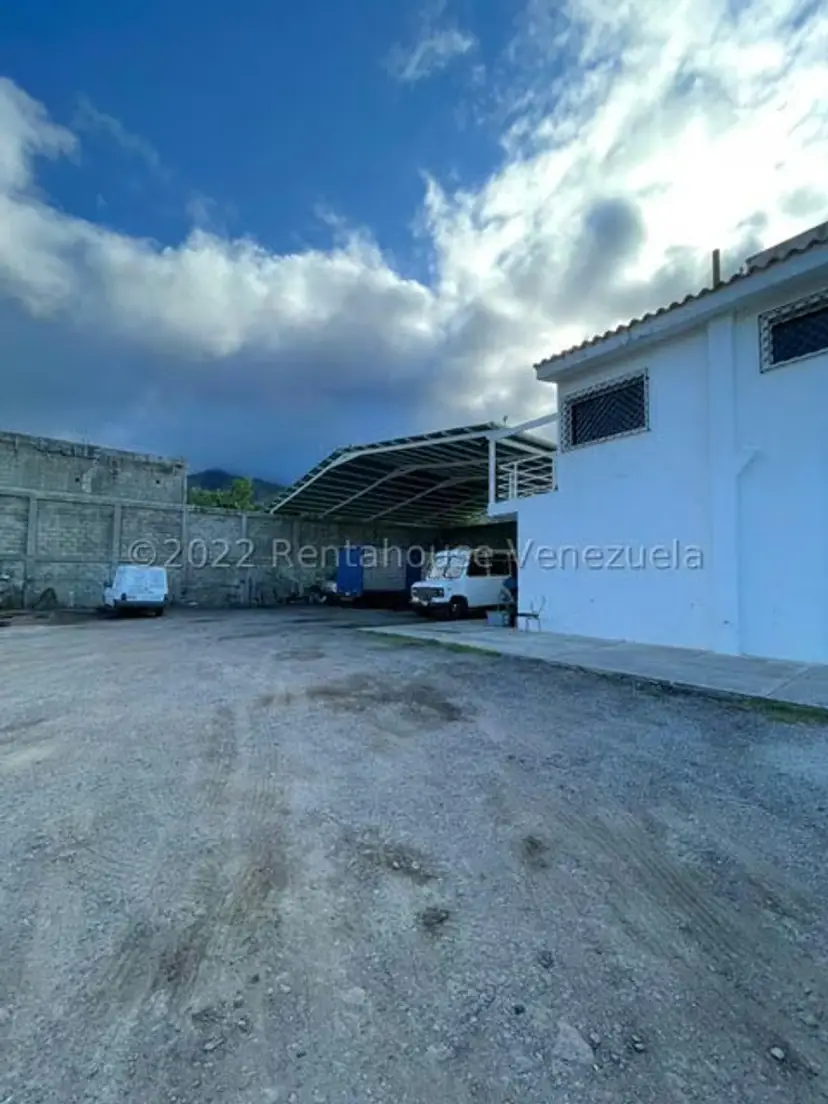 Comercial (Galpon - Deposito) en Venta en Los Corales, Vargas