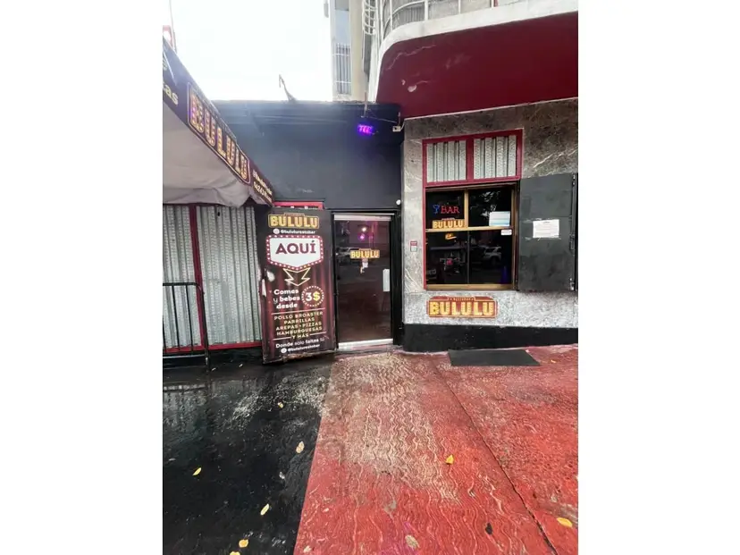 Local comercial en venta con fondo de comercio. Clnas de bello monte