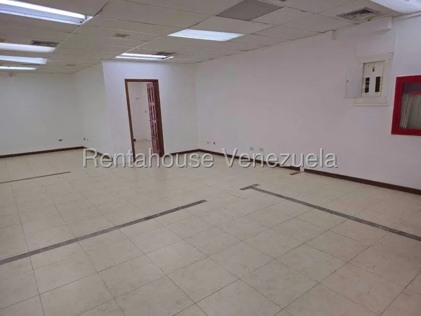 Local Comercial en Alquiler en El Paraiso, Distrito Metropolitano - 5