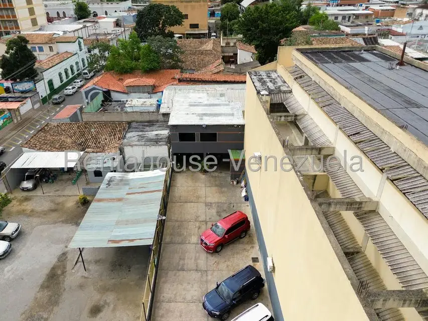 Local Comercial en Venta en Centro, Lara - 3