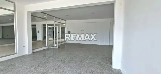 Local Comercial en Casco Central - 2