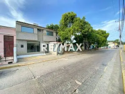 EN VENTA EDIFICIO TIPO LOCAL COMERCIAL EN LA ASUNCION, ANTIGUO BANCO DE VENEZULA