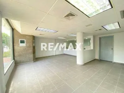 EN VENTA EDIFICIO TIPO LOCAL COMERCIAL EN LA ASUNCION, ANTIGUO BANCO DE VENEZULA - 2