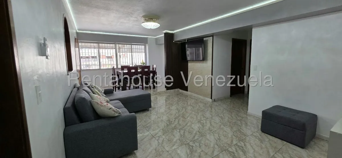 Apartamento (1 Nivel) en Venta en Los Cortijos de Lourdes, Distrito Metropolitano - 15