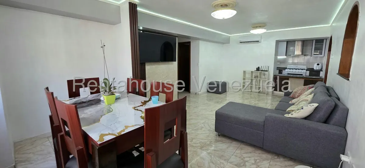 Apartamento (1 Nivel) en Venta en Los Cortijos de Lourdes, Distrito Metropolitano - 17