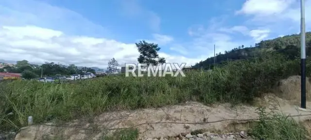 VENTA DE TERRENO EN RUBIO