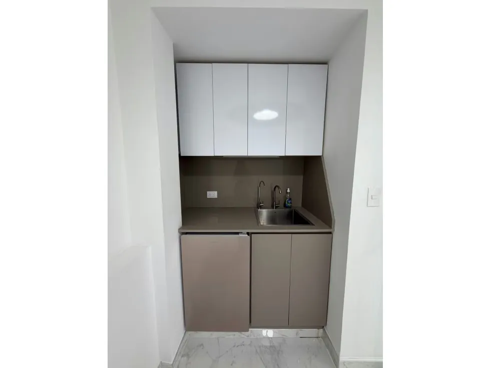 Alquilo oficina 62m2 Torre Jalisco Las Mercedes 3466 - 3