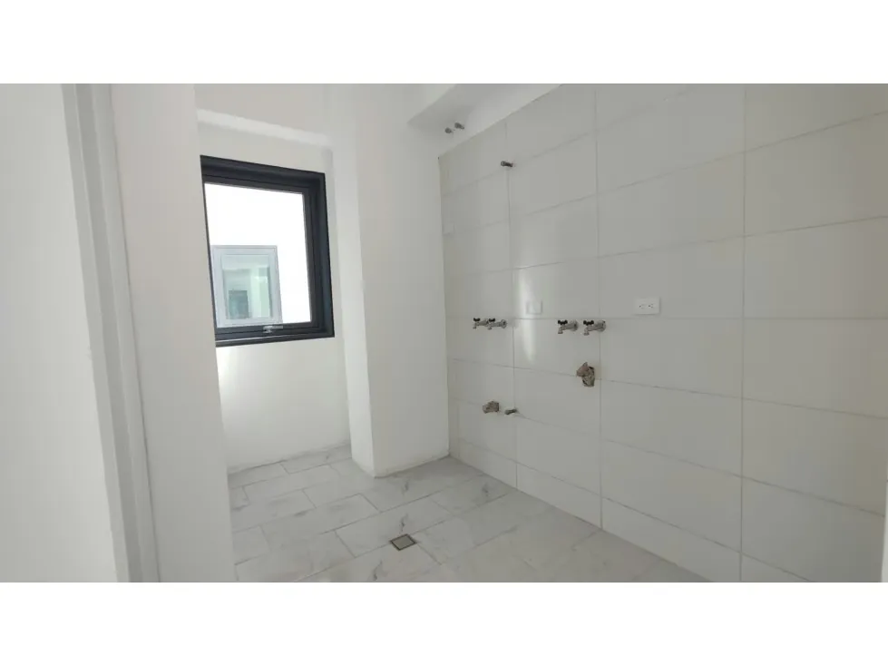 Se venden Aptos 168m² 2h+s/2b+s/2p Macaracuay - 8