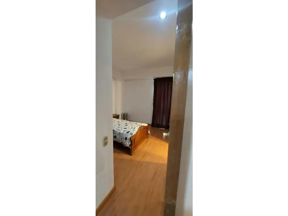 Alquilo apartamento 94m2 Los Chorros 5886 - 6