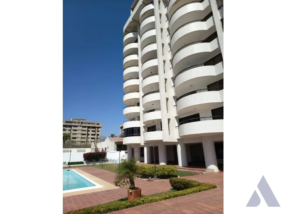 Vendo apartamento 115m2 Costa Azul Porlamar 7254