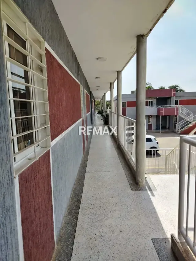 Apartamento en alquiler en Residencias Claudia Sofía, Circulación 2, Sector Amparo, Maracaibo - 8