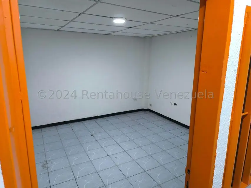 Oficina en Alquiler en Parroquia La Candelaria, Distrito Metropolitano - 10