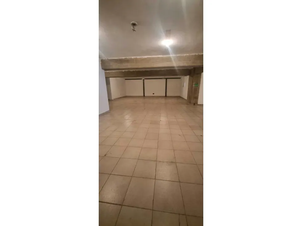 Alquilo local 900m2 El Llanito 2437 - 6