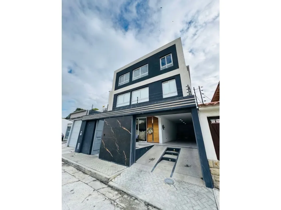 Casa Venta Santa Eduvigis 532m2 - 3