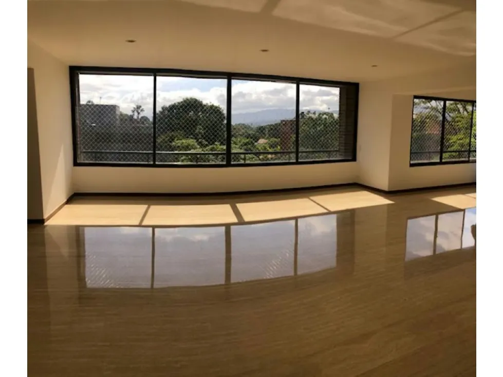 Se VND/ALQ Apto.-275m²-4H+4B-4P+1M+Vig.-Pozo-Seg.-Country Club - 14