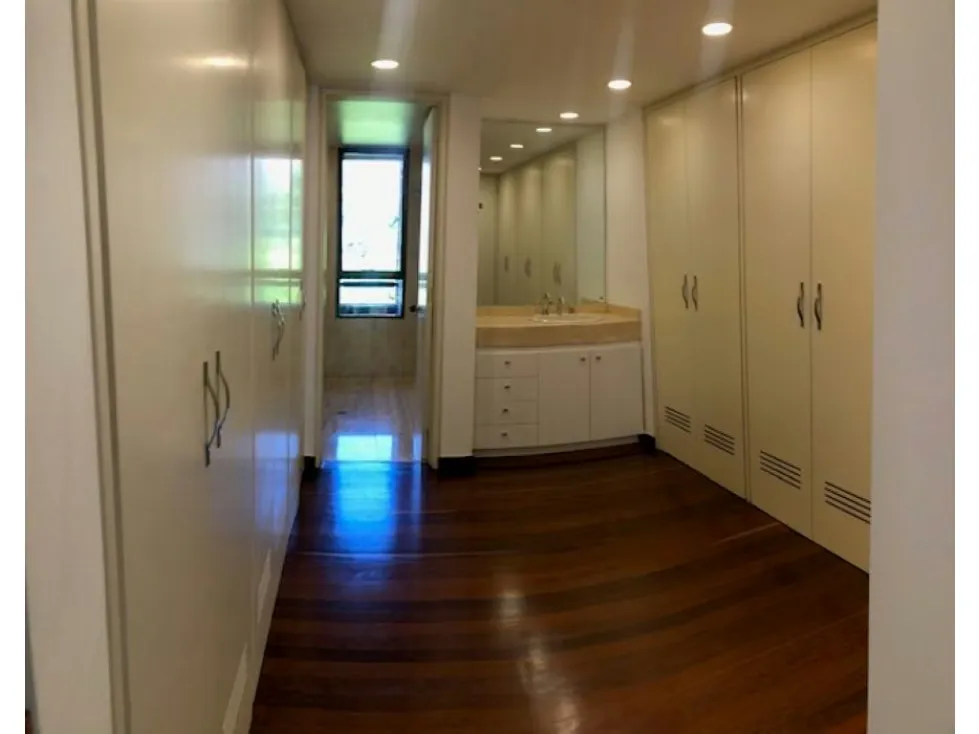 Se VND/ALQ Apto.-275m²-4H+4B-4P+1M+Vig.-Pozo-Seg.-Country Club - 29