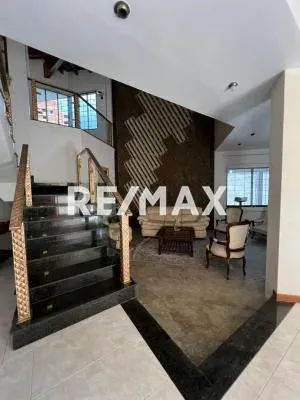Amplia Casa en Venta al este de Barquisimeto zona privilegiada - 3