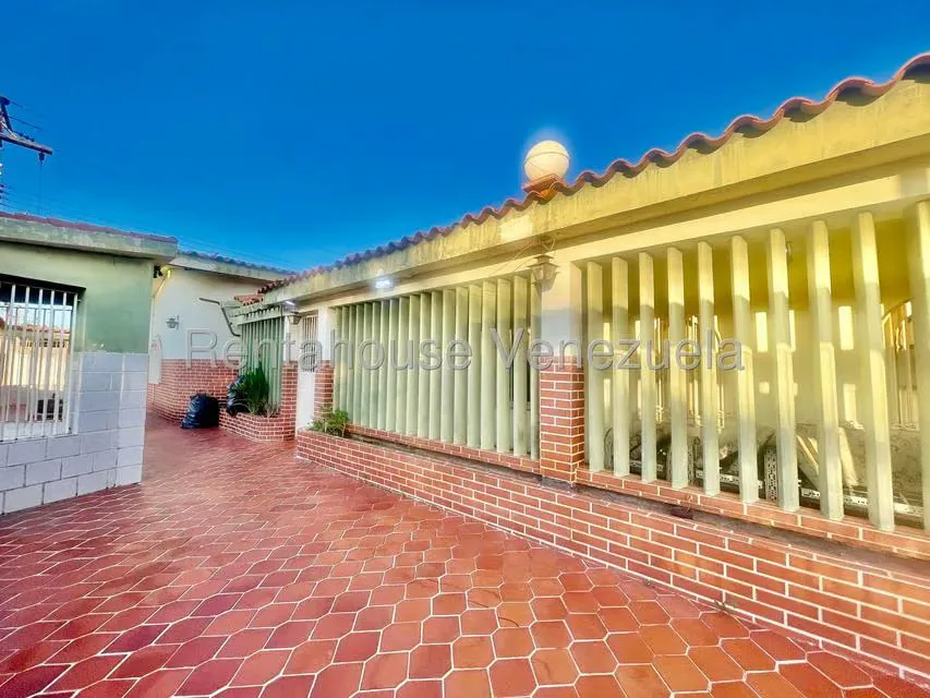 Casa (1 Nivel) en Venta en Santa Fe, Falcon - 2