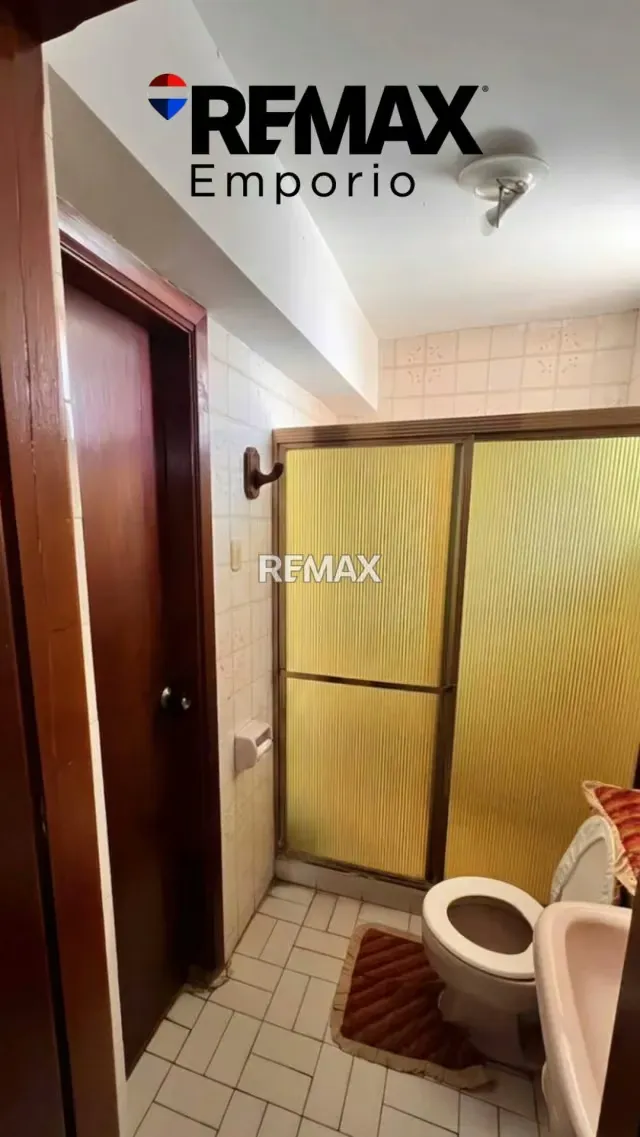 Apartamento en Alquiler en Maracaibo, Sector La Lago, Calle 72 con Av. 3D, Edificio Evergreen. - 4