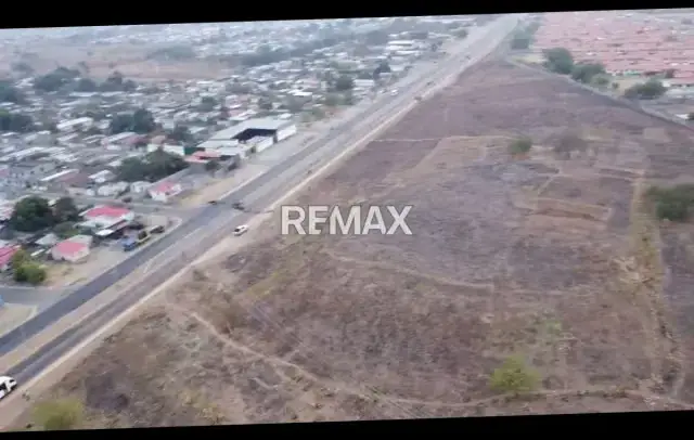 En Venta Terreno Privado , ubicado en la Av Circunvalación Sur a lado Urb. Campo Alegre, Parcela S|N Araure