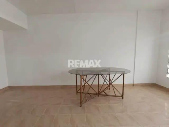 SE ALQUILA LOCAL COMERCIAL EN LA AV ESPAÑA - 3