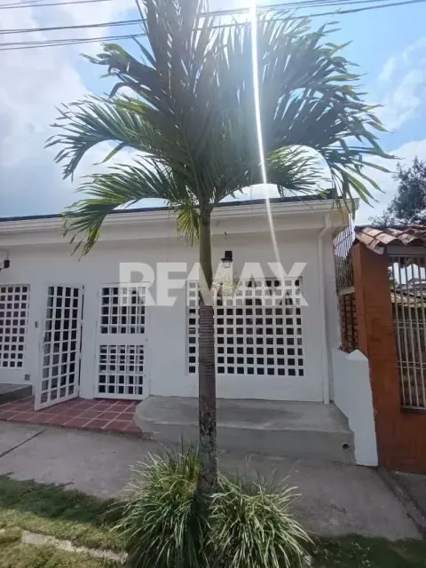 SE ALQUILA LOCAL COMERCIAL EN LA AV ESPAÑA - 7