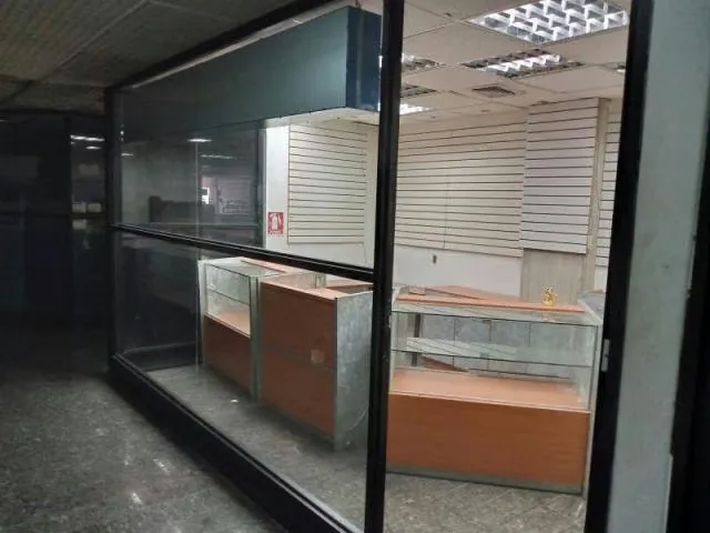 Alquiler de Local Comercial en el C.C. MACARACUAY PLAZA (C2 11G) - 2