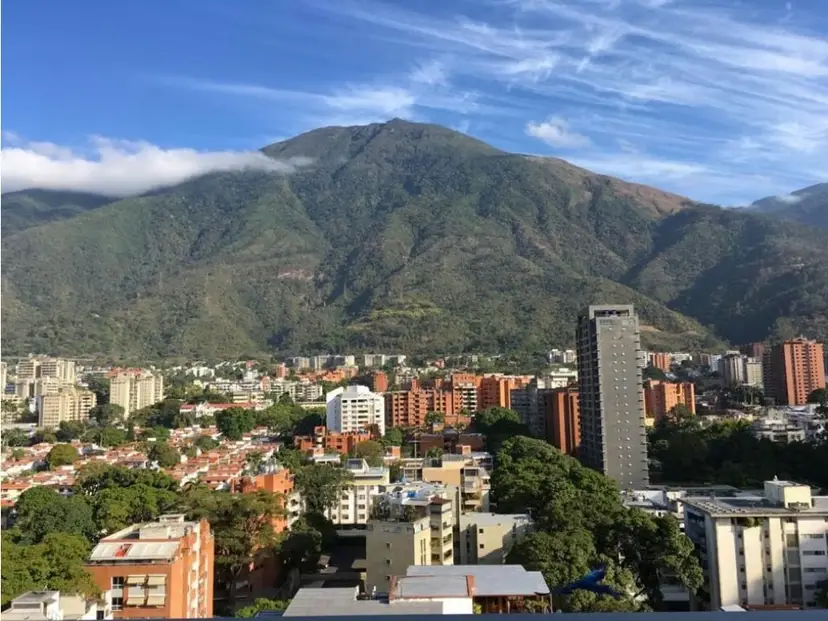 Apartamento en Alquiler Suite Palace Sebucan - Caracas