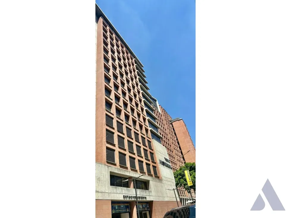 Vendo oficina 148m2 Torre Provincial Chacao 6537