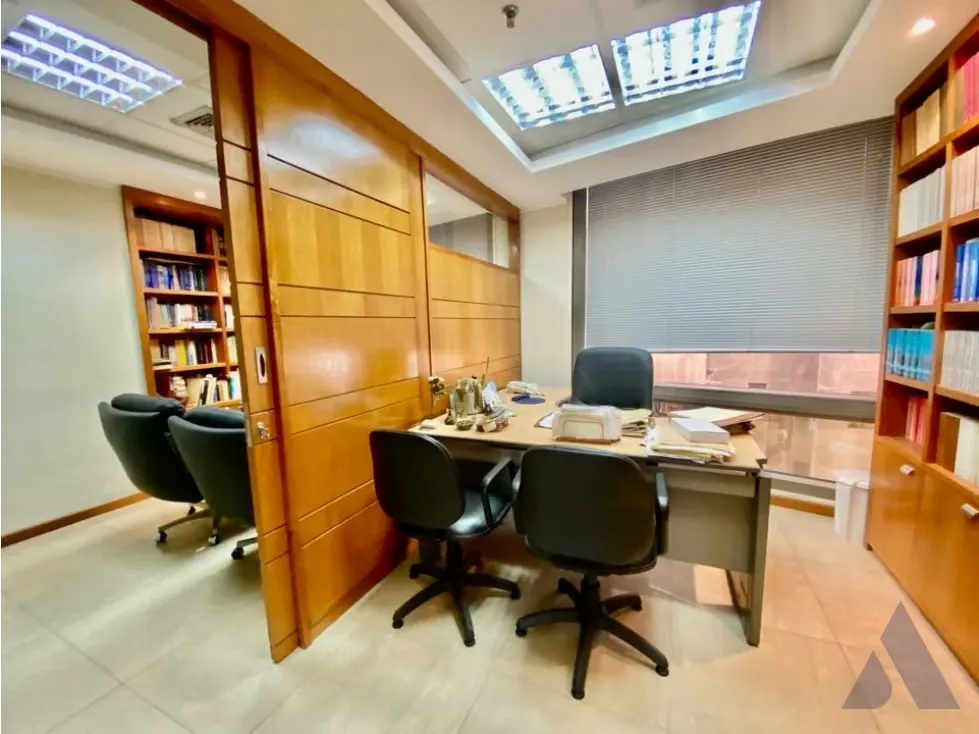 Vendo oficina 148m2 Torre Provincial Chacao 6537 - 14
