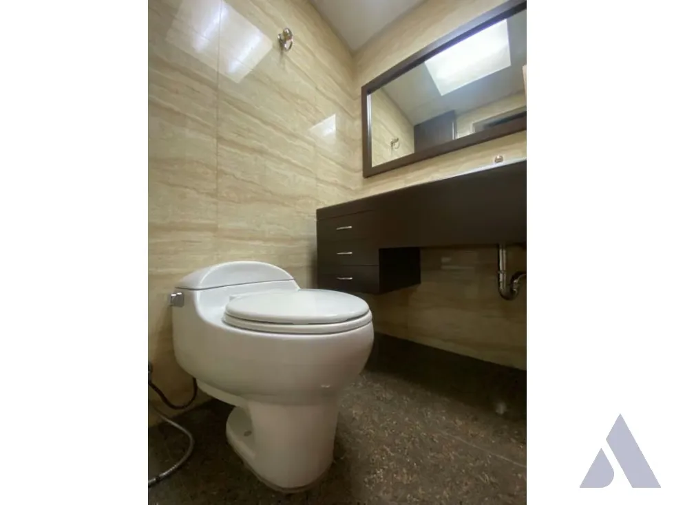 Vendo oficina 148m2 Torre Provincial Chacao 6537 - 33