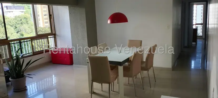 Apartamento (1 Nivel) en Alquiler en La Urbina, Distrito Metropolitano