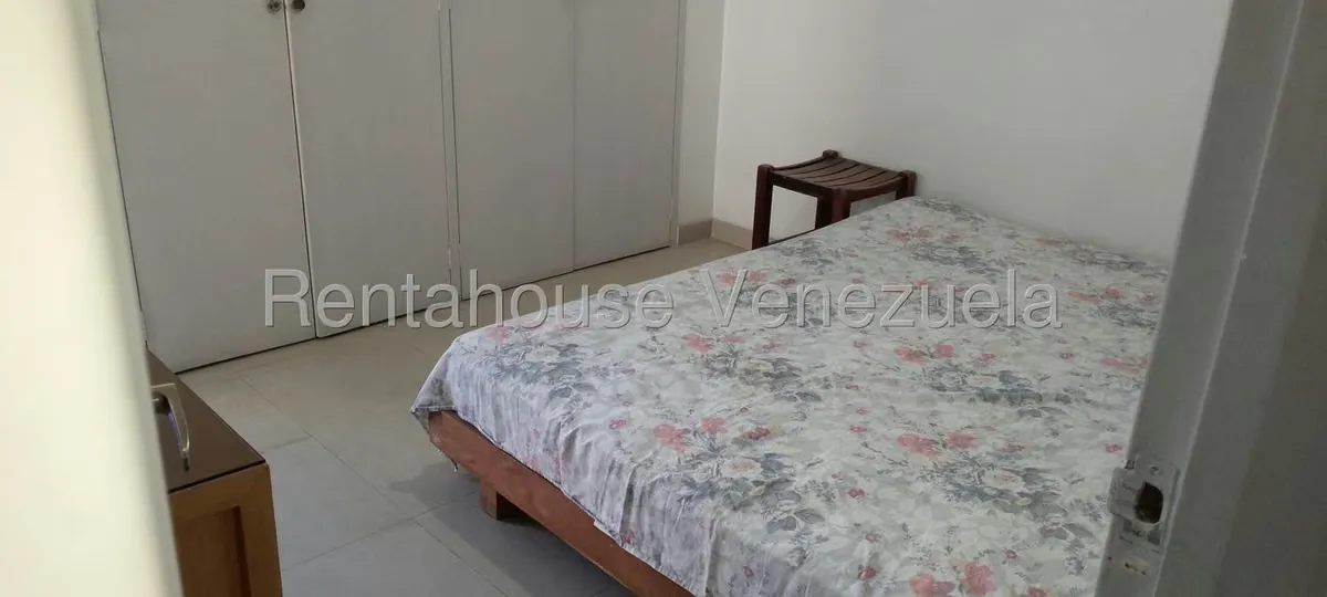 Apartamento (1 Nivel) en Alquiler en La Urbina, Distrito Metropolitano - 28