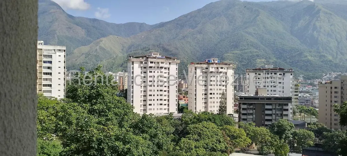 Apartamento (1 Nivel) en Alquiler en La Urbina, Distrito Metropolitano - 30
