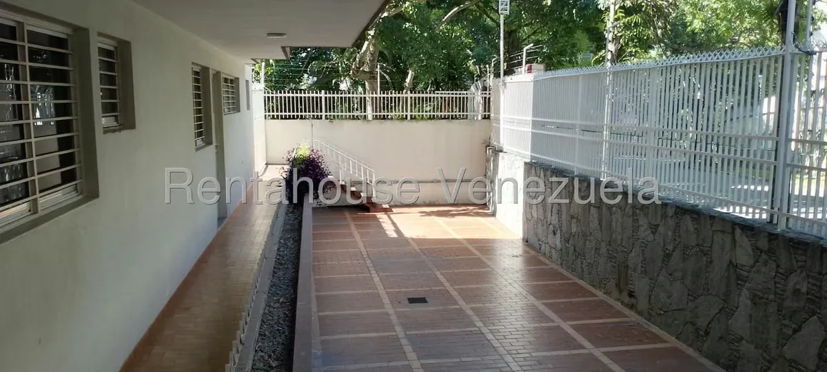 Apartamento (1 Nivel) en Alquiler en La Urbina, Distrito Metropolitano - 53