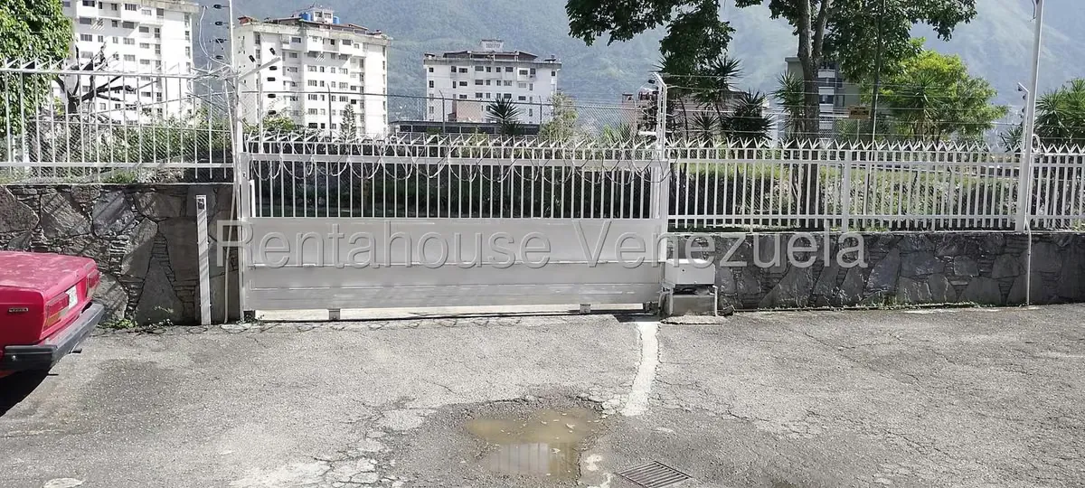 Apartamento (1 Nivel) en Alquiler en La Urbina, Distrito Metropolitano - 60