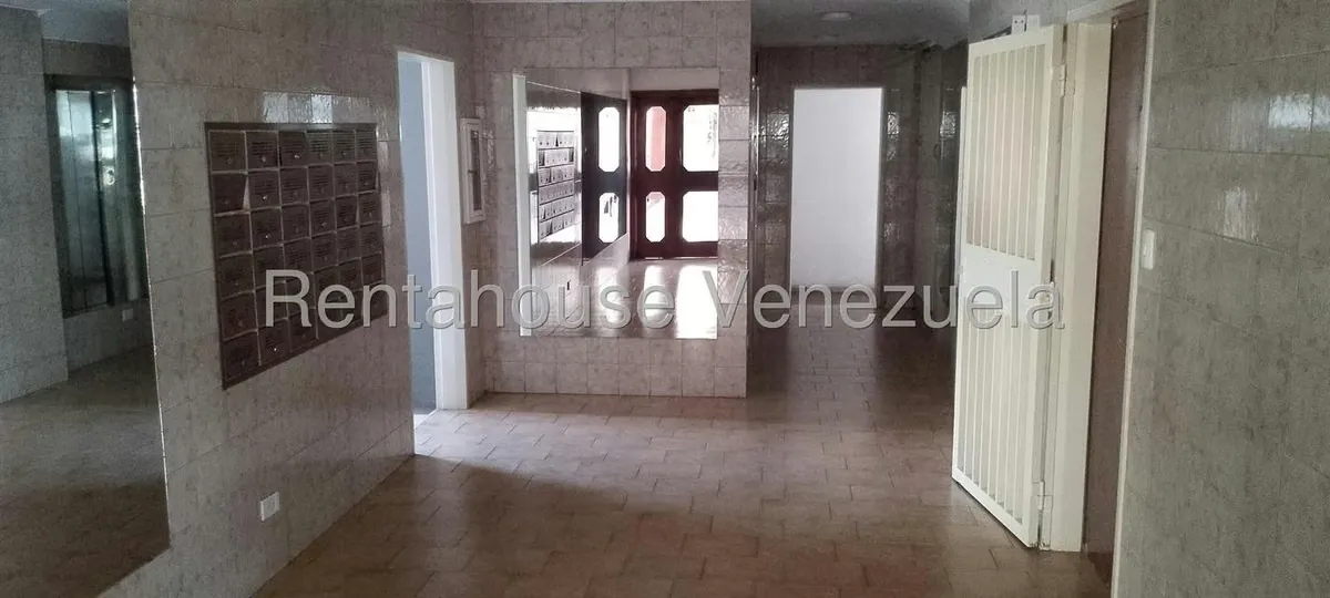 Apartamento (1 Nivel) en Alquiler en La Urbina, Distrito Metropolitano - 7